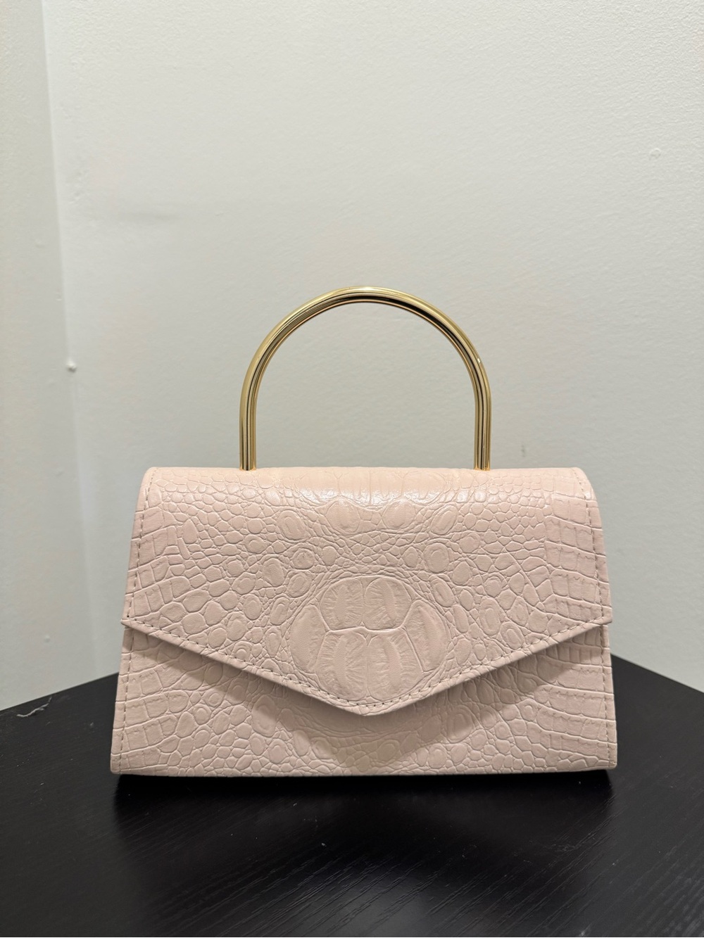 Elegant Blush Croc-Embossed Top-Handle Bag with Gold Handle - Picture 3 of 6